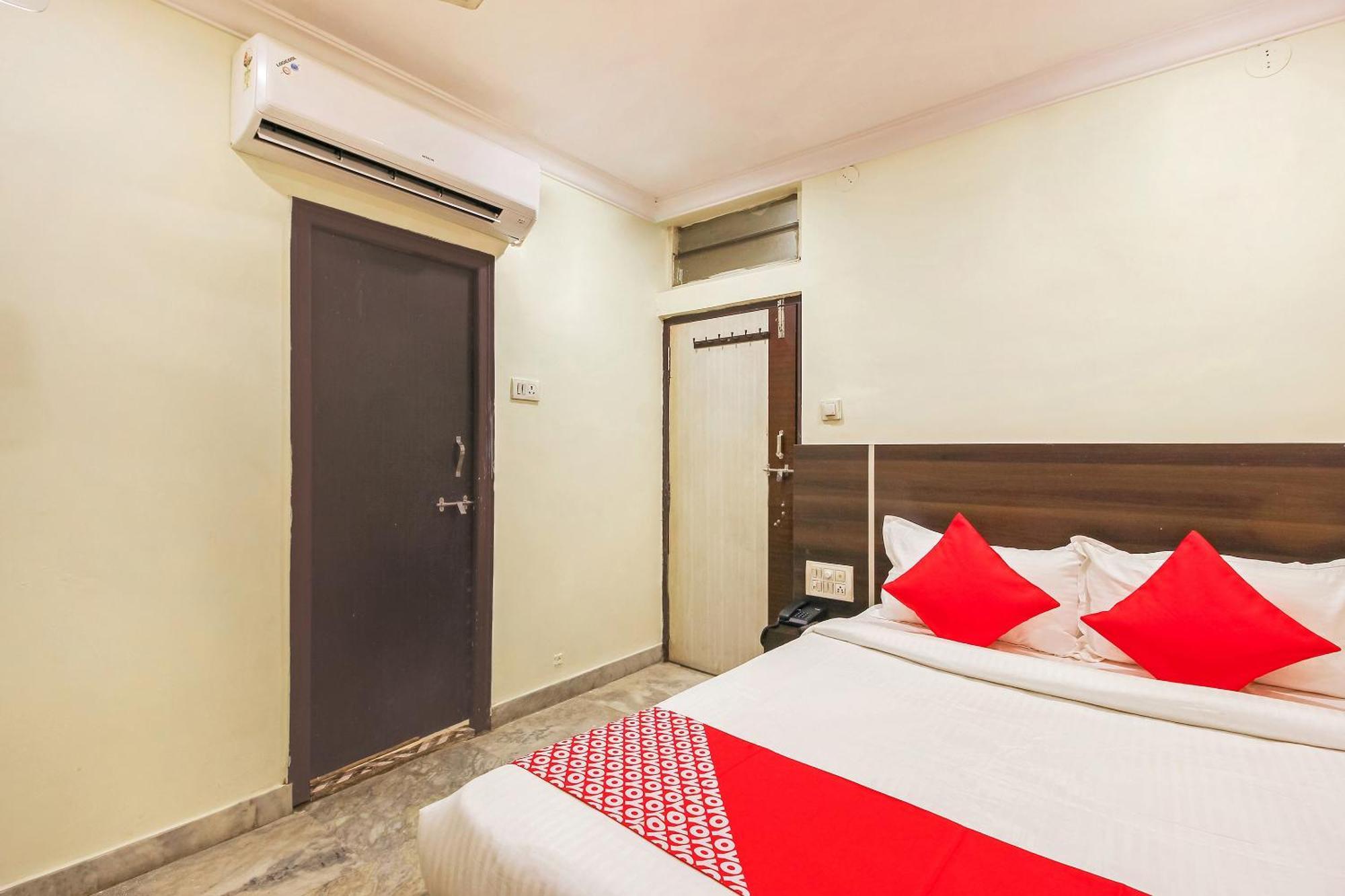 OYO 19460 Hotel Pearl City Hyderabad Exterior foto